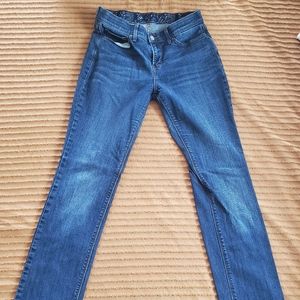 Levi Jeans Size 8, Elastic waist band